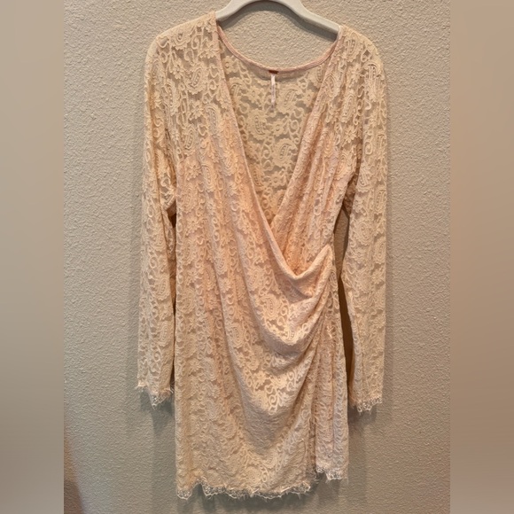 FREE PEOPLE Mini PEARL LACE Pink Cream Faux Wrap V Neck Dress XL - Picture 2 of 6